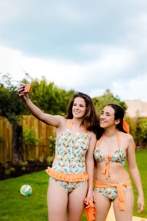 Bikini Troia Papaias