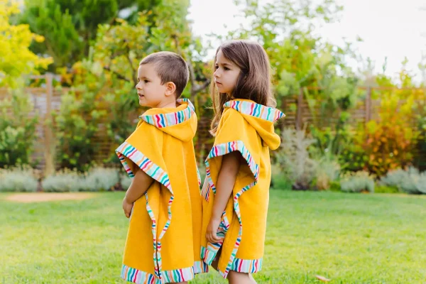 Poncho Riscas Onduladas