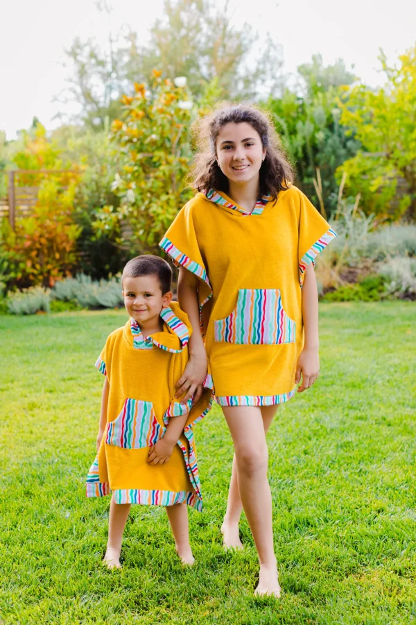 Poncho Riscas Onduladas