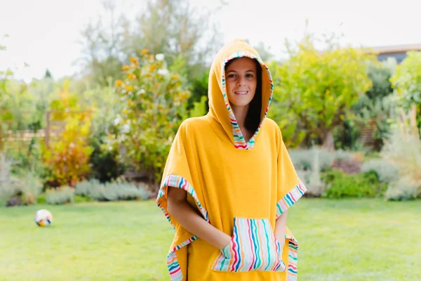Poncho Riscas Onduladas